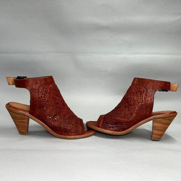 Trask Parker Sandals Women's Size 7 Rust Slingback Perforated Leather Heels - Picture 7 of 11